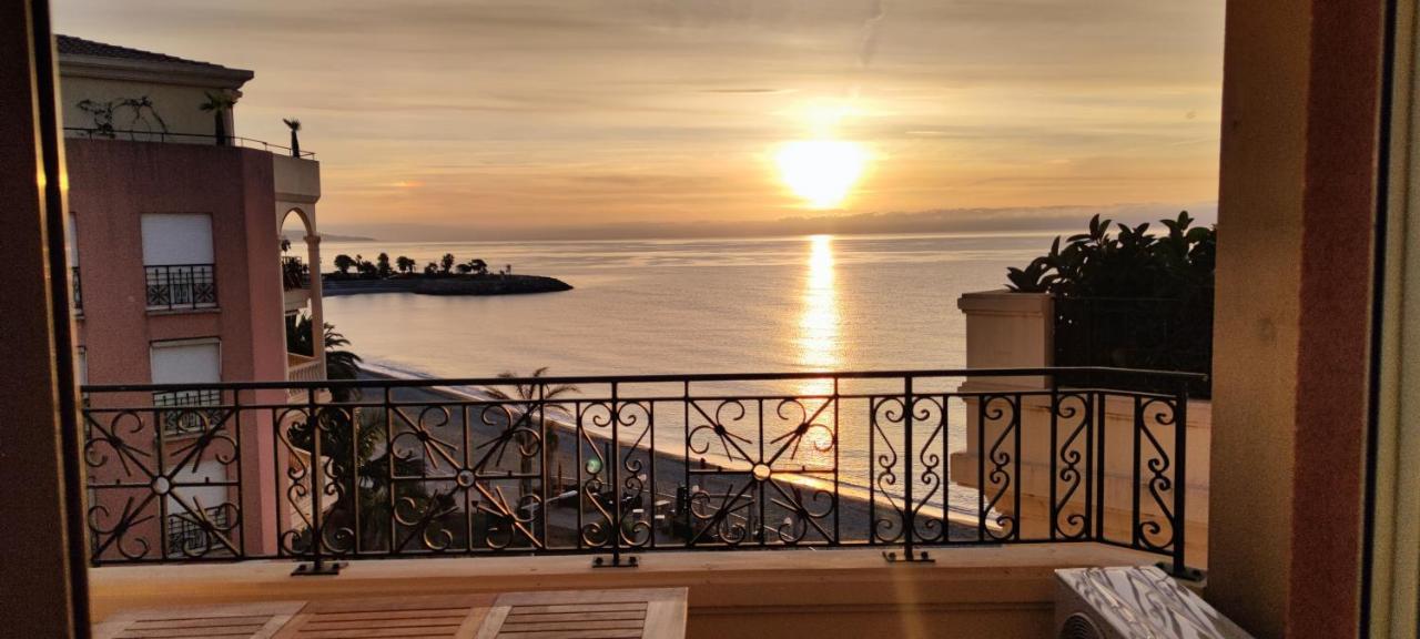 Exclusive Panoramic Sea View In Victoria Beach Ментона Екстериор снимка
