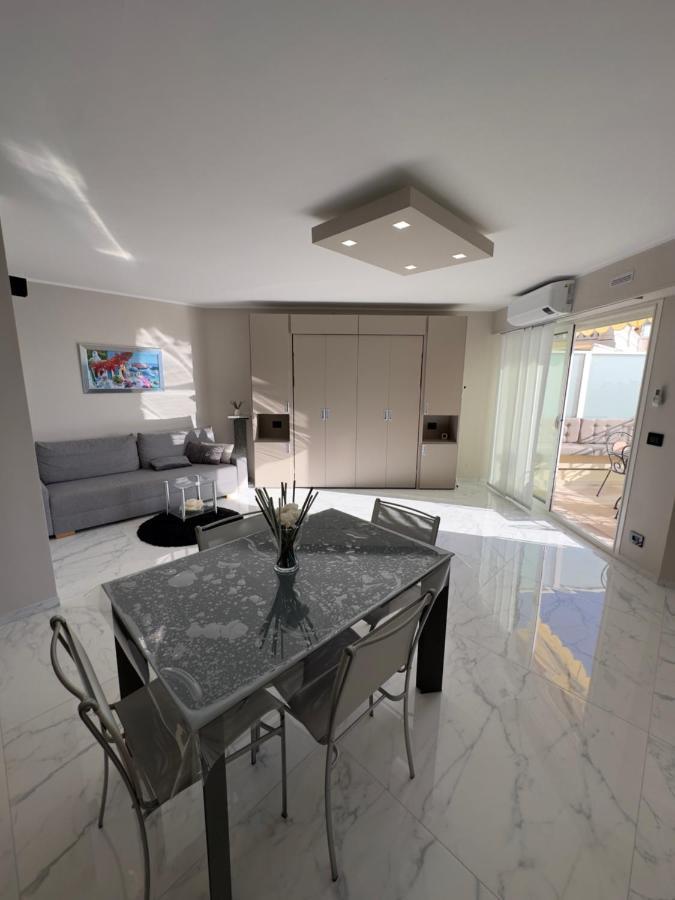 Exclusive Panoramic Sea View In Victoria Beach Ментона Екстериор снимка